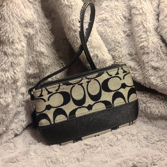 COACH WRISTLET - Picture 4 of 4